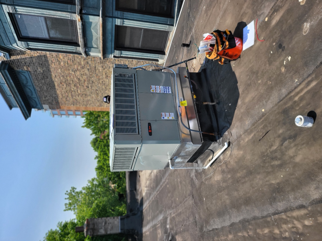 Trane rooftop unit installed by Rescuetek